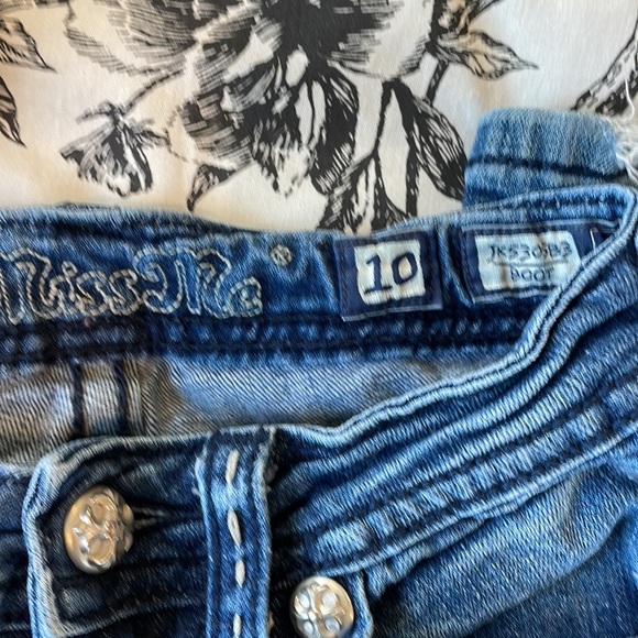 Girls Miss Me boot cut jeans - Picture 3 of 5